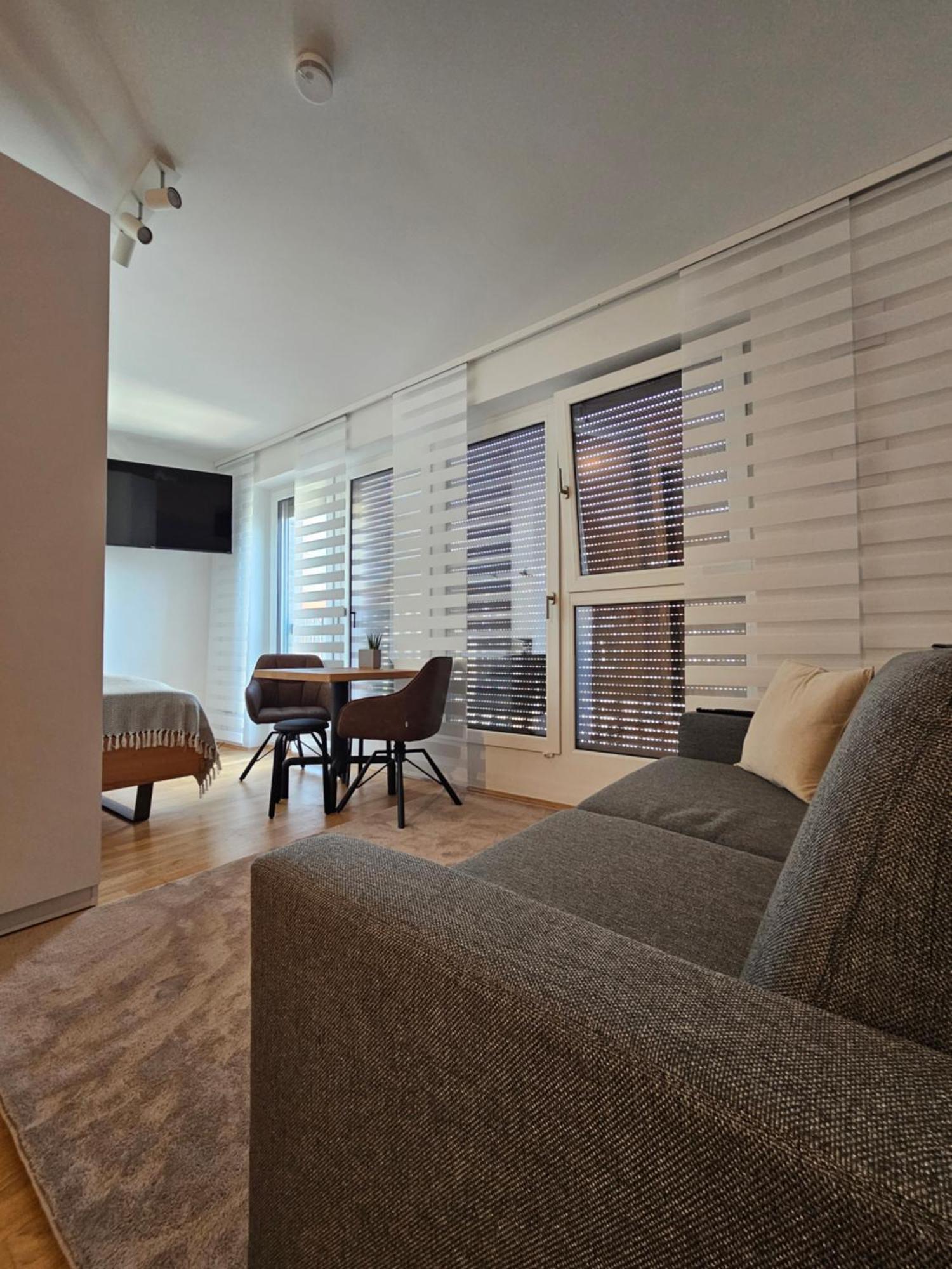 High Class - Design Apartment - Favorite Place - Full Equipment - Public Transport Nuremberga Quarto foto
